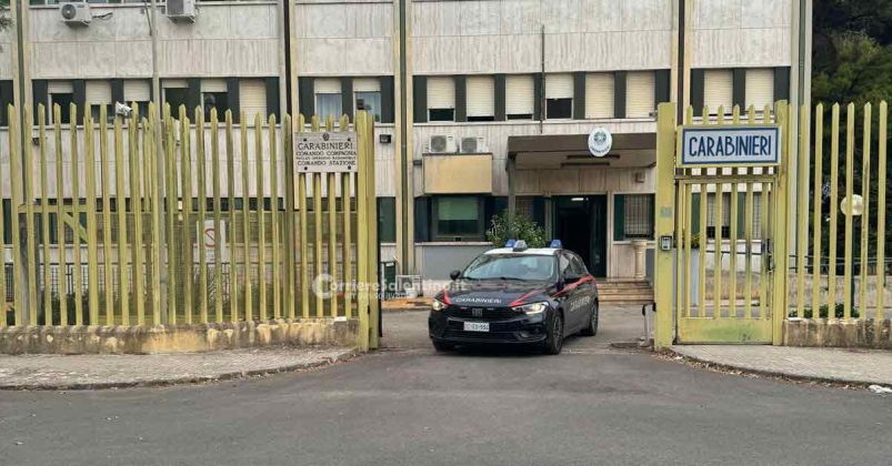 Violenta lite in centro tra minori, spunta anche un tirapugni: scattano quattro Daspo urbani - Corriere Salentino
