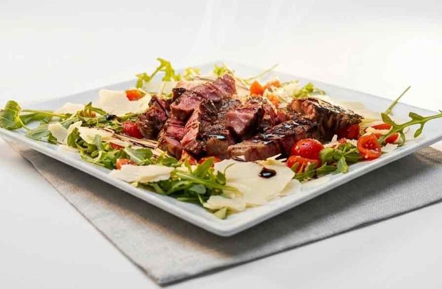 Comus Lecce: il salotto del gusto dove pizza gourmet e cucina d’autore si incontrano - Corriere Salentino