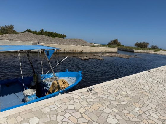 Darsena di San Cataldo, ancora qualche barca dentro. La speranza di ottenere presto le autorizzazioni per uscire fuori dal pantano - Corriere Salentino
