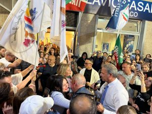A Gallipoli Fasano torna a fare il sindaco. Maglie, il sindaco Toma vince per la terza volta: la roccaforte di Raffaele Fitto resiste - Corriere Salentino