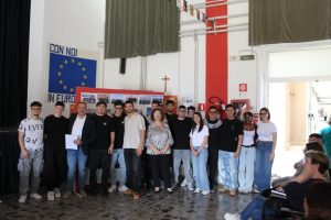 Dall’aula all’Europa: a Galatina studenti premiati dopo stage internazionali tra imprese, lingue e futuro - Corriere Salentino