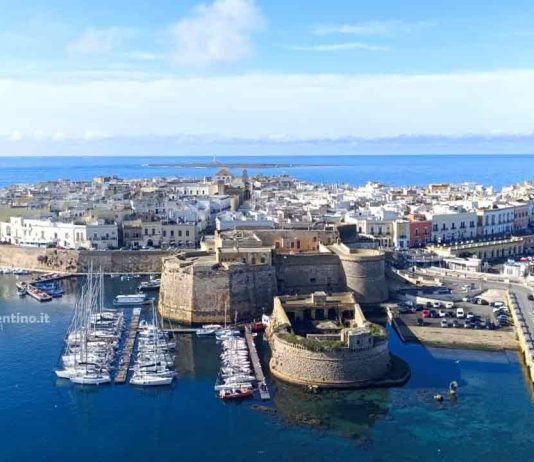 Decoro pubblico a Gallipoli, non si potrà sostare e circolare a torso nudo e in costume