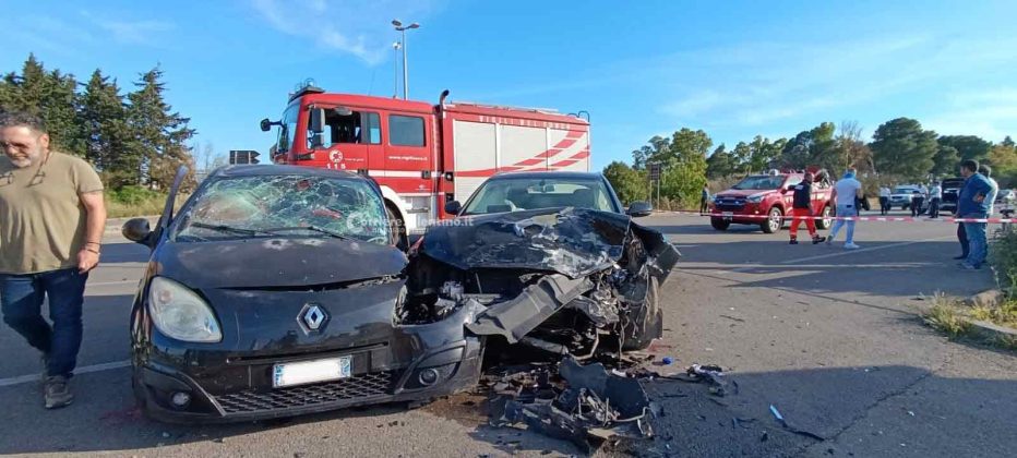 Violento scontro tra auto e due occupanti di una delle vetture finiscono in ospedale in codice rosso - Corriere Salentino