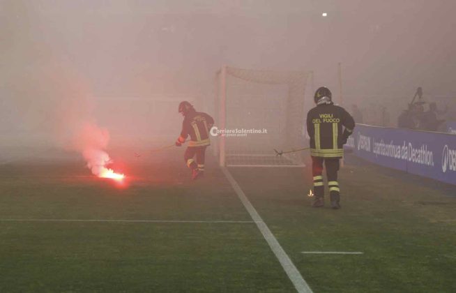 Il Lecce resta in serie A, un gol di Banda decide il match contro il Genoa - Corriere Salentino