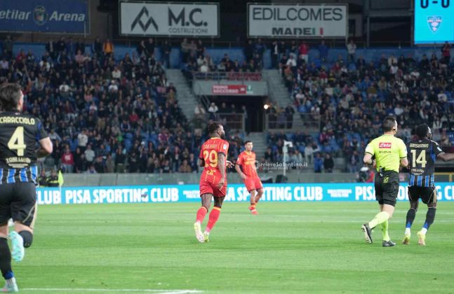 Lecce corsaro allunga sulla Cremonese, Banda e Cheddira condannano il Pisa alla B - Corriere Salentino