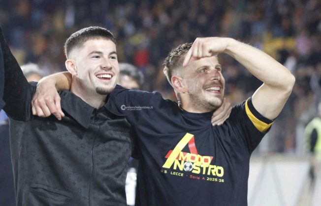 Il Lecce resta in serie A, un gol di Banda decide il match contro il Genoa - Corriere Salentino