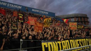 Vittoria pesante dei giallorossi all’ultimo respiro, il Lecce vince contro il Sassuolo 3 a 2 - Corriere Salentino