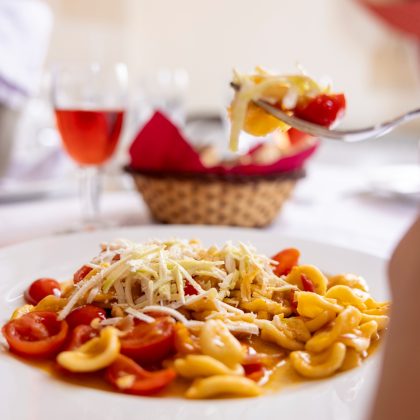 Tenuta Santicuti mette il Salento nel piatto, senza trasformarlo in cliché - Corriere Salentino