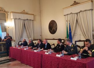 Emergenza incendi nel Salento, il Ministero dell’Interno invia 48 nuovi vigili del fuoco