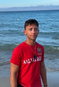 Torre dell’Orso, due fratellini salvati, il commento del sindaco: “Mi complimento con i bagnini: un servizio d’eccellenza” - Corriere Salentino