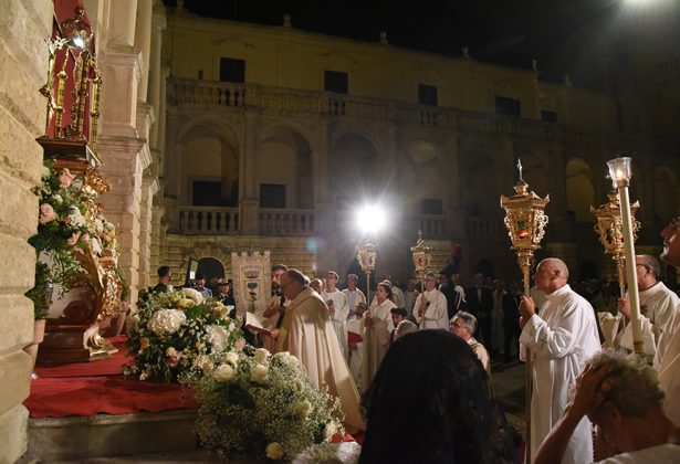 Corpus Domini diocesano anticipato al 4 giugno - Corriere Salentino
