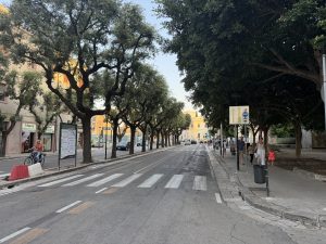 Via Cavallotti a Lecce, i 74 parcheggi eliminati non torneranno, ma si apre il tavolo di confronto con i residenti - Corriere Salentino