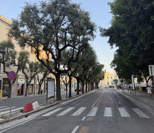 Via Cavallotti a Lecce, i 74 parcheggi eliminati non torneranno, ma si apre il tavolo di confronto con i residenti