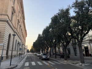 Via Cavallotti a Lecce, i 74 parcheggi eliminati non torneranno, ma si apre il tavolo di confronto con i residenti - Corriere Salentino