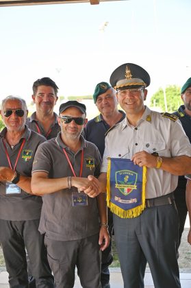 Arnesano, successo per l'iniziativa "Estate con la Scuderia Alfisti Giallo Verdi": un ponte tra storia dei motori e legalità al Marèsca Summer Camp - Corriere Salentino