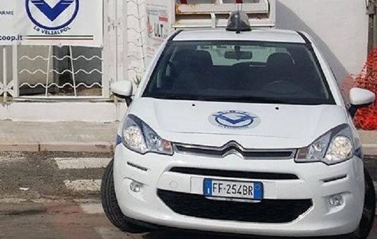 Tentato colpo in un supermercato a Lecce: malviventi messi in fuga dall’allarme e dall’intervento della vigilanza
