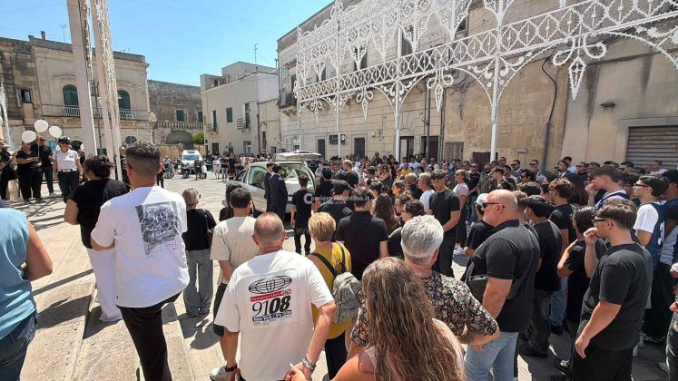 Cursi saluta Lorenzo, lacrime e preghiere per il 16enne vittima di un sinistro stradale - Corriere Salentino