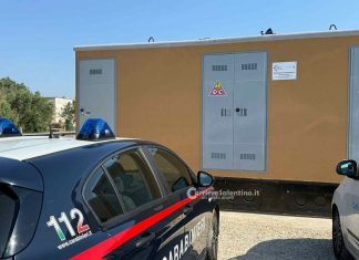 Cede il carico di pannelli fotovoltaici: operaio di 49 anni travolto e ferito gravemente