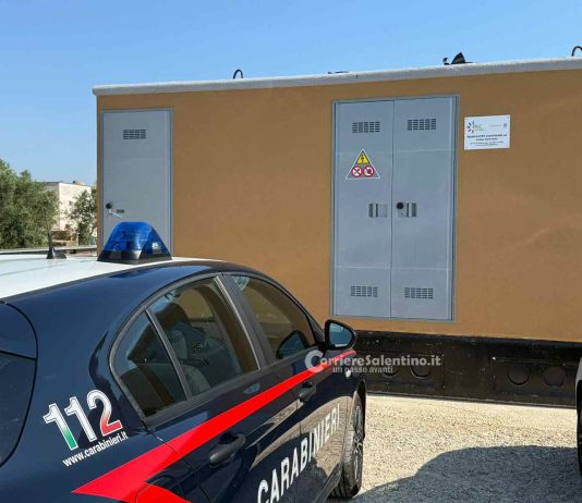 Cede il carico di pannelli fotovoltaici: operaio di 49 anni travolto e ferito gravemente