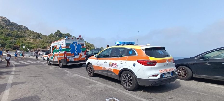 Si tuffa dal Ciolo e resta gravemente ferito, giovane turista israeliano in codice rosso - Corriere Salentino