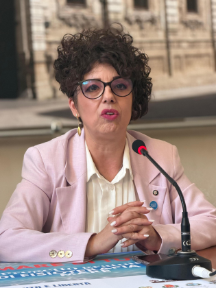 "Il mare di tutti", nona edizione: ripartono le attività di fisioterapia in mare per chi ha patologie neurologiche. La novità: si approda sulle spiagge libere del Salento - Corriere Salentino