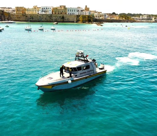Reflui scaricati in mare attraverso un foro nel cemento: sequestrata area di un cantiere navale