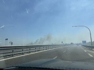 Incidenti e tamponamenti all’ingresso di Lecce a causa del fumo di un incendio: traffico in tilt - Corriere Salentino