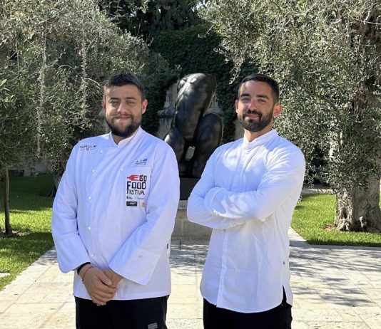 da zéphyr restaurant a lecce la cena a 4 mani che lascia scegliere il proprio viaggio giuseppe amato di carem ospite il 7 luglio di antonio de carlo di zéphyr restaurant Salento da gustare - Corriere Salentino