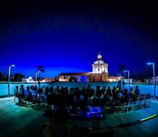 Sabato 4 luglio “Trip. Viaggio nel Salento tra santi e fanti” sul Roof del Teatro Excelsior Carmelo Bene