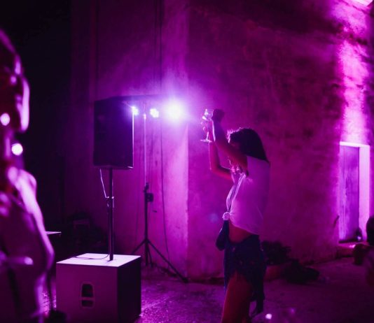 Venerdì 31 luglio e sabato 1 agosto il SEI Festival di Coolclub prosegue tra teatro e musica con Riccardo Lanzarone, El Búho e Dubin