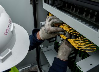 Tranciati numerosi cavi di fibra ottica, realizzato un vero e proprio bypass dell’infrastruttura per ripristinare internet a Lecce