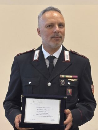 Sventò un furto e bloccò il ladro, una targa al Carabiniere coraggioso - Corriere Salentino