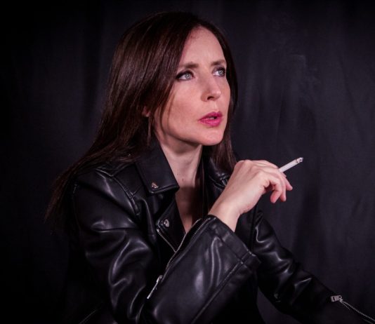 Lunedì 31 agosto, a Cutrofiano, Angela De Gaetano porta in scena “Un altro giorno ancora. Sui passi di Renata Fonte” per “Crita. Festival delle arti”
