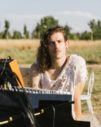 Domenica 23 agosto Santa Cesarea, Prime Luci, l'alba musicale con Clio Evans e Cucina Sonora - Corriere Salentino