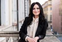 giovedì 6 e venerdì 7 agosto francesca giannone presenta il nuovo romanzo “gli anni in bianco e nero” Cultura - Corriere Salentino