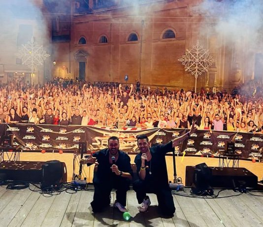 A Minervino si fa baldoria col “Party Salento Show Live” in piazza Umberto Primo