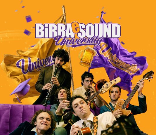 Galatina, la sesta serata di Birra e Sound tra swing, ritmi italiani e proiezioni estere