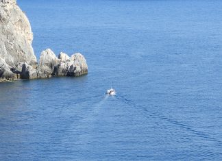 Ferita dall’elica di una barca durante la vacanza in Grecia, ferita gravemente una 30enne salentina