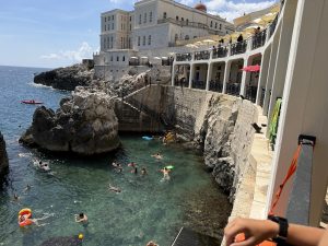 Il Caicco, tesoro paesaggistico sul mare di Santa Cesarea, continua a crescere del 30%. Meta esclusiva e unica nel Salento - Corriere Salentino