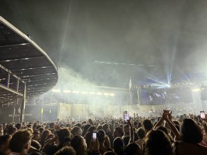Praja, l’ultima notte tra lacrime e futuro. “Il brand fa gola a diverse aziende”. Il progetto di un’area concerti - Corriere Salentino
