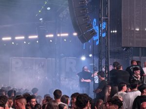 Praja, l’ultima notte tra lacrime e futuro. “Il brand fa gola a diverse aziende”. Il progetto di un’area concerti - Corriere Salentino