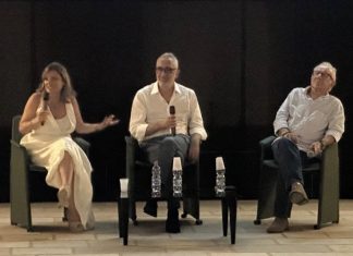 Napoli la città che non finisce mai di nascere