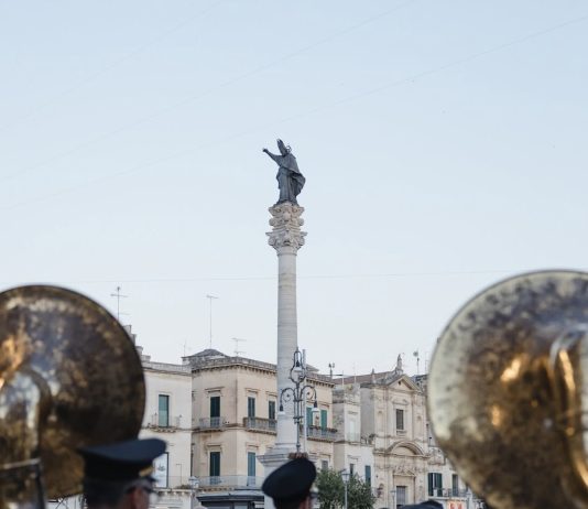 Le marce sinfoniche pugliesi sfilano in città. Martedì 18 agosto secondo appuntamento per “Lecce – Nel cuore della tradizione”