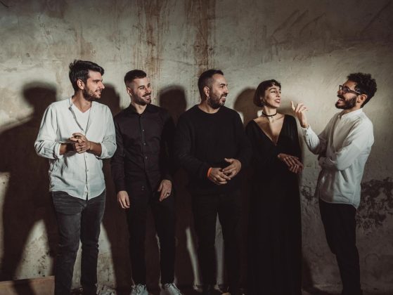Festival Itinerante "Le vie del Mediterraneo", a Castrignano dei Greci dal Marocco l’energia dei Bab L’Bluz tra ritmi Gnawa e rock psichedelico - Corriere Salentino