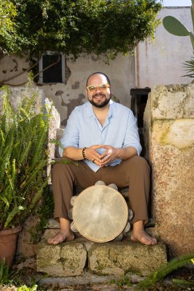 Festival Itinerante "Le vie del Mediterraneo", a Ugento la pizzica incontra l’arbërëshe con Salvatore Galeanda e l’elettronica con Trevize - Corriere Salentino