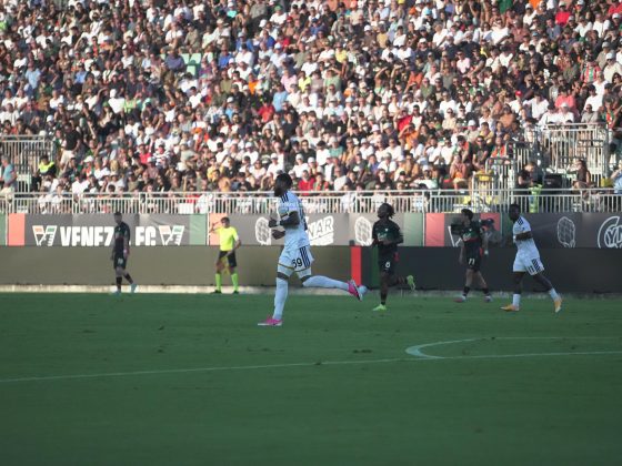 Il Lecce vince la prima di campionato con il gol del “baby” Gorter ed una prodezza di Tiago Gabriel. Venezia-Lecce, 0-2 - Corriere Salentino