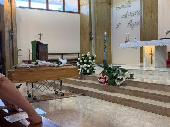 ​"Preservate la vita e i sogni": l'addio a Benedetta nella chiesa di San Sabino - Corriere Salentino