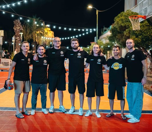 A Santa Caterina il basket scende in piazza: sport e solidarietà per il Nardò Summer Basketball