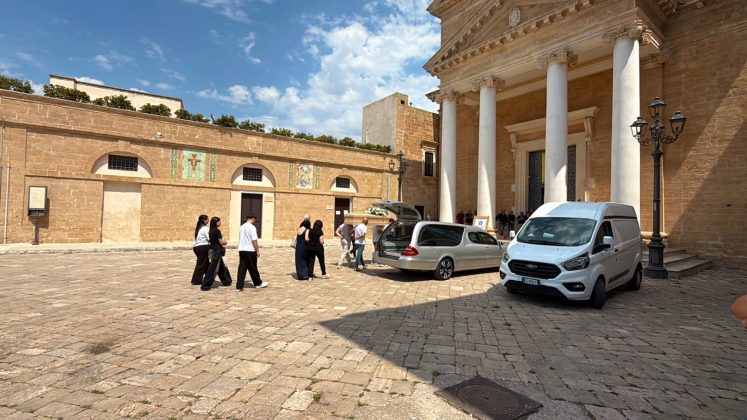 Ugento, l'addio a Daniele Congedi: svolti i funerali in Cattedrale - Corriere Salentino