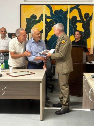 Racale abbraccia Rocco Santantonio: la memoria degli Internati Militari Italiani parla al futuro - Corriere Salentino